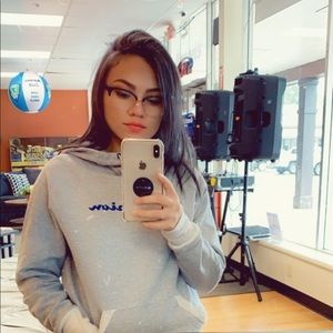 Meet your Posher, Fernanda